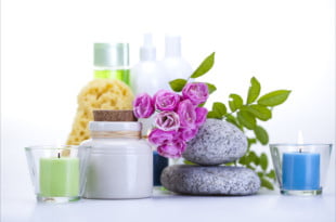 Jeżeli chcesz przygotowywać kosmetyki naturalne, tych rzeczy nie może zabraknąć w Twoim domowym laboratorium!