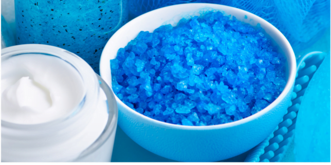 Przepis na naturalny krem antyoksydacyjny z kremem migdałowym.