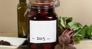 Buraczki w occie to bardzo prosty w przygotowaniu wek, który z pewnością będzie Twoim ulubionym.