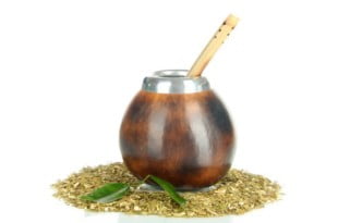 Kto raz spróbuje Yerby, nie sięgnie już po innych napój