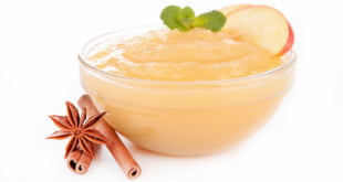 Prosty przepis na deser z musem jabłkowym