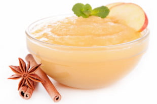 Prosty przepis na deser z musem jabłkowym