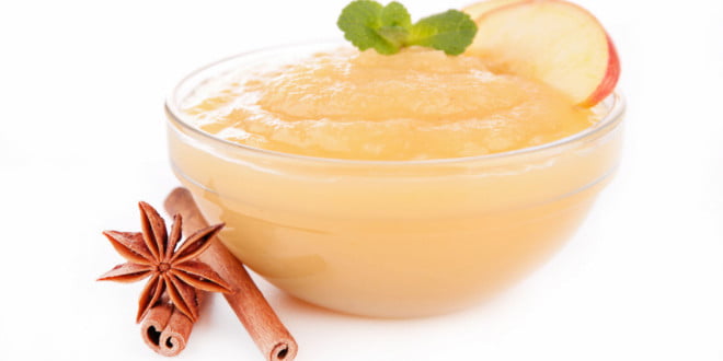 Prosty przepis na deser z musem jabłkowym