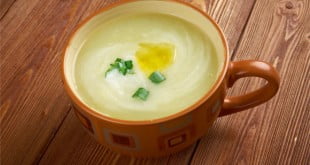 Zupa krem z cebuli może być stosowana w diecie dr Dąbrowskiej
