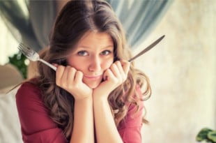 Dlaczego nie chudniemy podczas jedzenia?