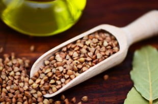 Kasze mają masę wartościowych składników, warto je włączyć do swojej diety.