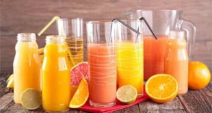 Przepisy na zdrowe koktajle owocowe z blendera.