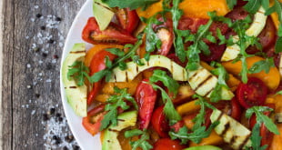 Trzy wiosenne surówki - sprawdź wszystkie!