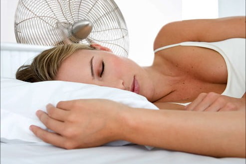 Jak odpowiednio spać w upały?