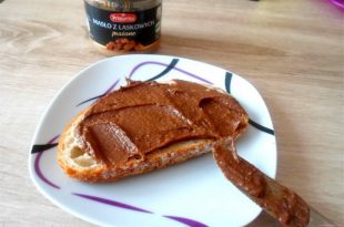 Wyśmienity przepis na domowy krem czekoladowy z nutellą - prosty i smaczny przepis.