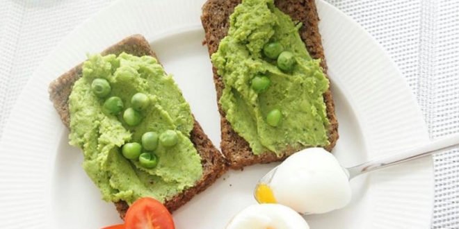 Przepis na pastę z zielonego groszku.