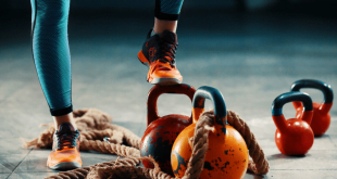 Jak często ćwiczyć brzuch żeby schudnąć? Podpowiadamy jaka jest najlepsza pora dnia na ćwiczenia.