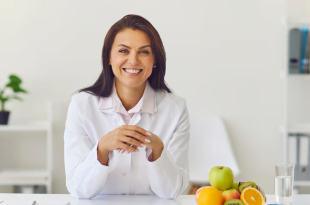 Dlaczego warto wybrać się na wizytę do dietetyka?