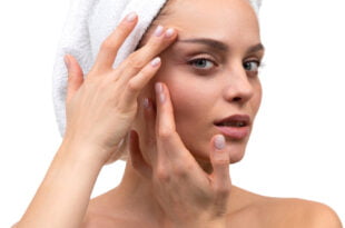 jak sobie poradzic z pierwszymi zmarszczkami