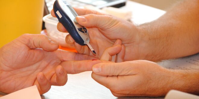 Insulinooporność: Rola diety w leczeniu i profilaktyce