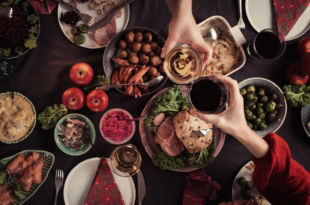 jak zorganizować imprezę ze wszedkim stołem